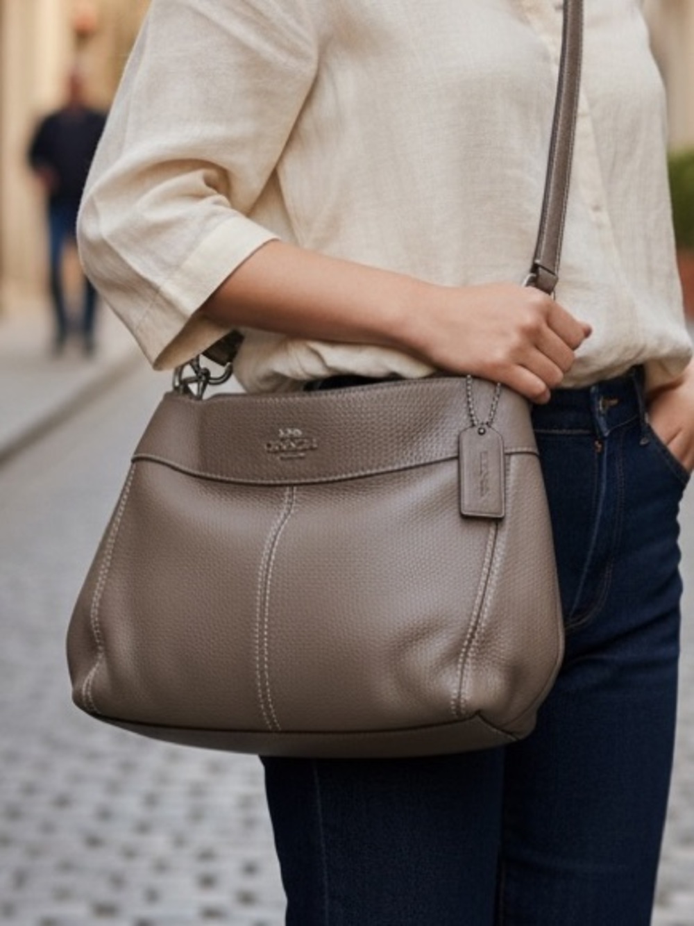 Coach F28992 Gray Pebbled Leather Lexy Hobo Shoulder Bag Crossbody Purse